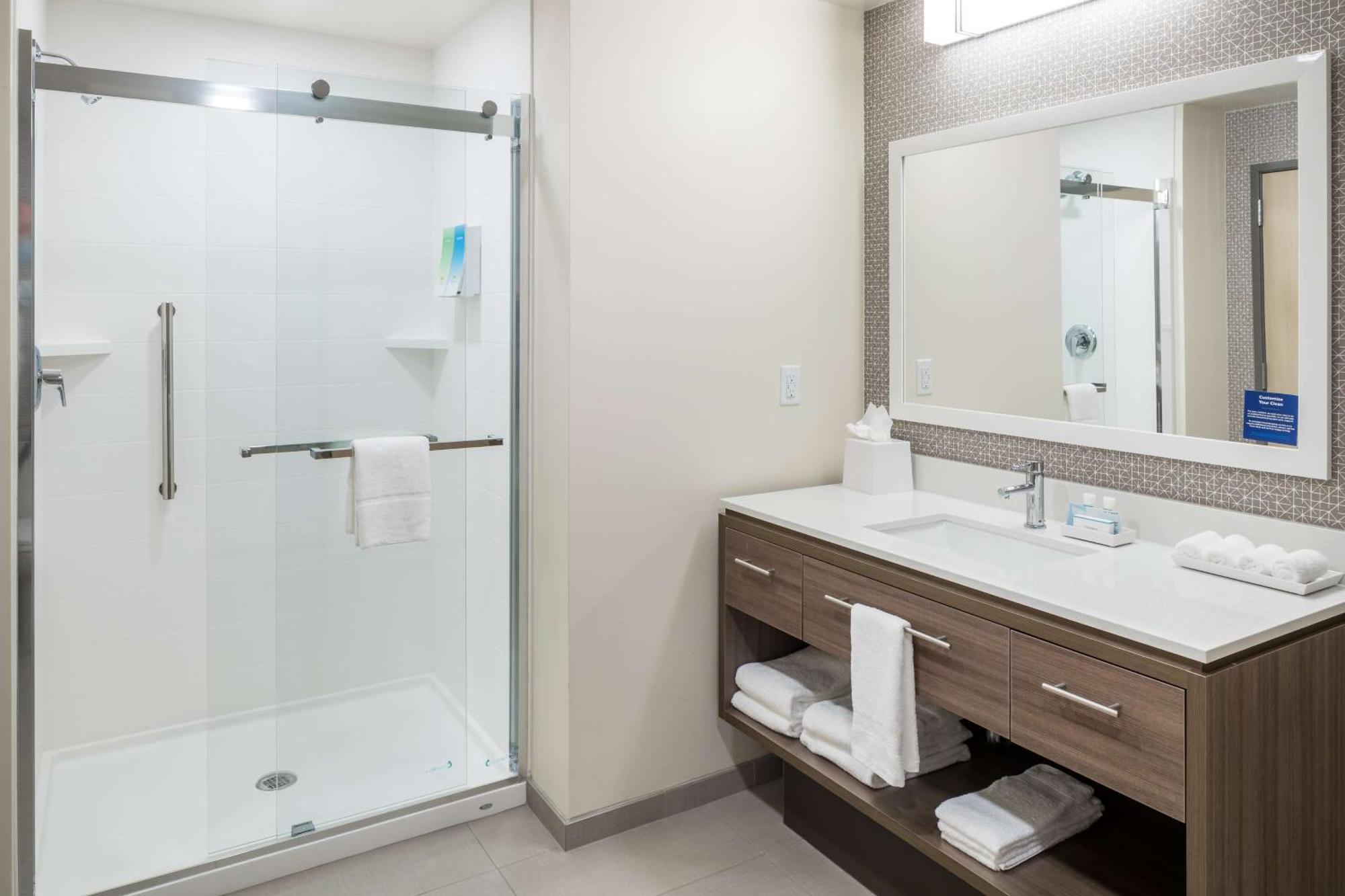 Home2 Suites By Hilton Cape Canaveral Cruise Port Luaran gambar