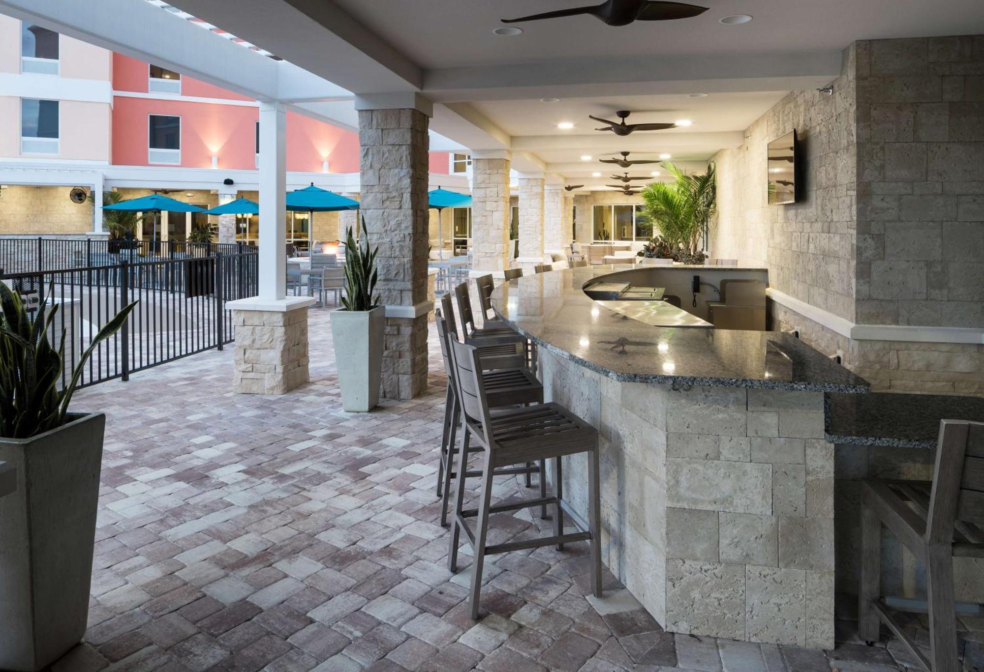 Home2 Suites By Hilton Cape Canaveral Cruise Port Luaran gambar