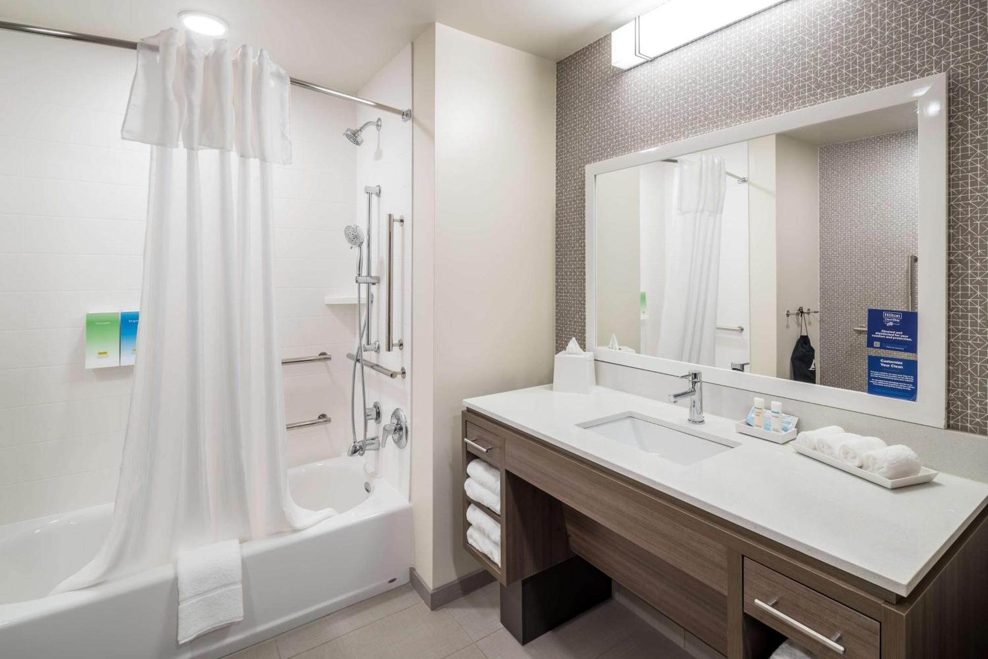 Home2 Suites By Hilton Cape Canaveral Cruise Port Luaran gambar