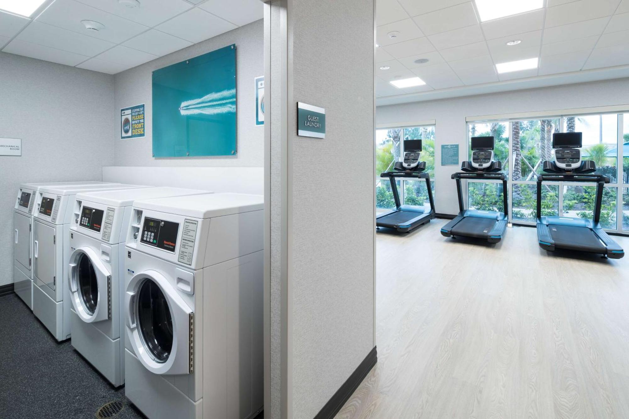 Home2 Suites By Hilton Cape Canaveral Cruise Port Luaran gambar